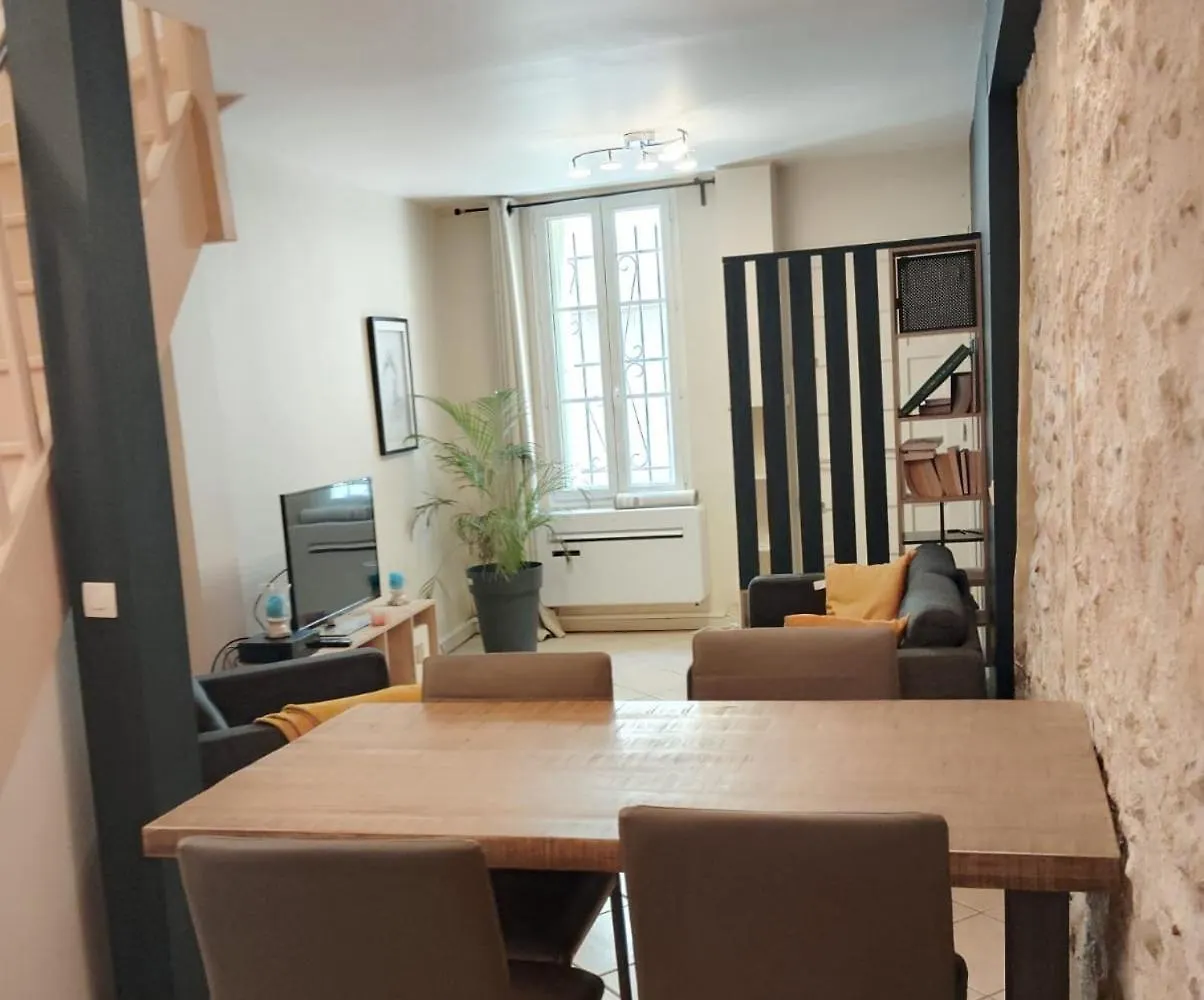 Maison Avignon Intramuros Clim Wifi 2 Chambres צרפת